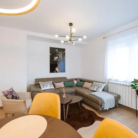 Nika Apartman Surcin Exterior photo