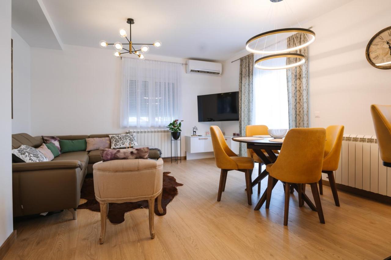 Apartment Nika Surcin